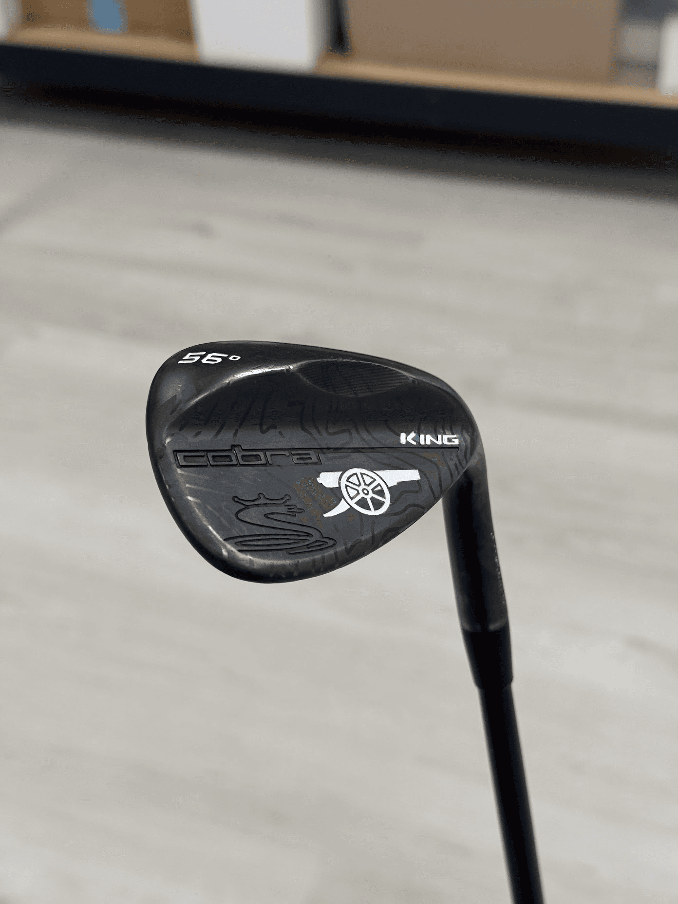 Cobra King 56 wedge with Arsenal cannon logo paint fill